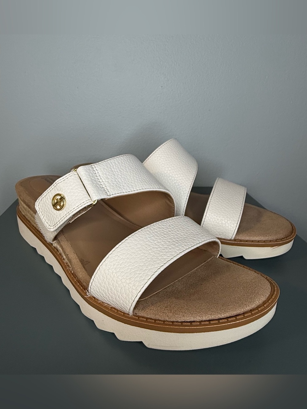 Gianni Bernini Bryerr White Double Band Wedge Sandals Comfort Footbed